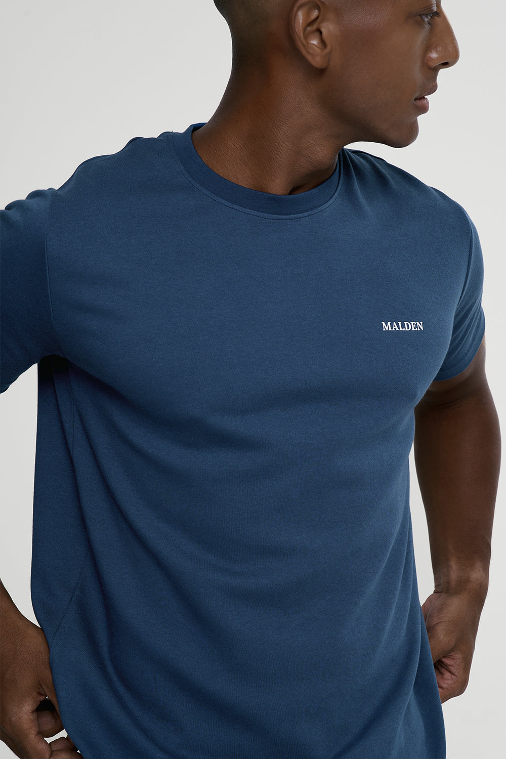Classic Muscle Fit Logo T-Shirt
