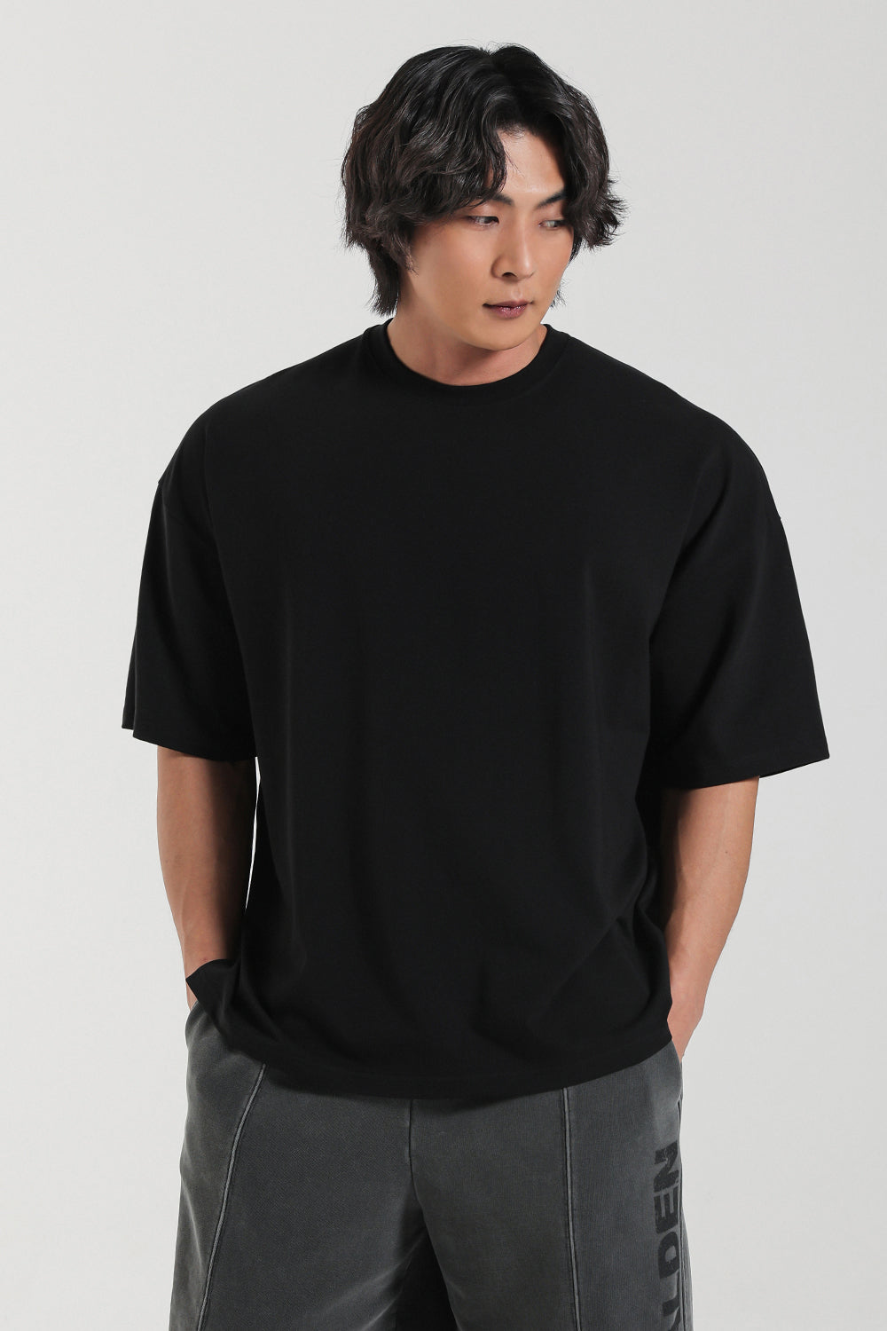 Standard Loose Fit T-Shirt